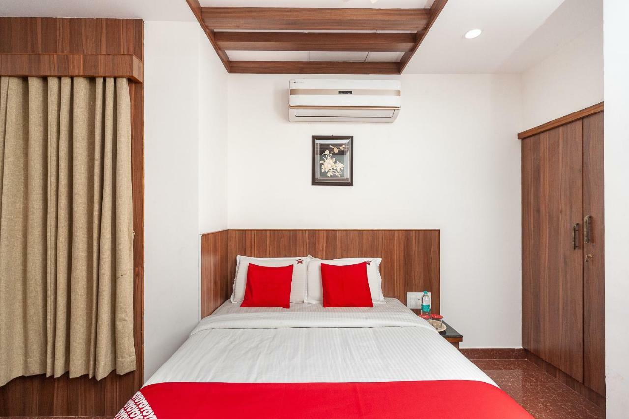 Oyo 29859 Rds Guest House Ambur Exterior foto