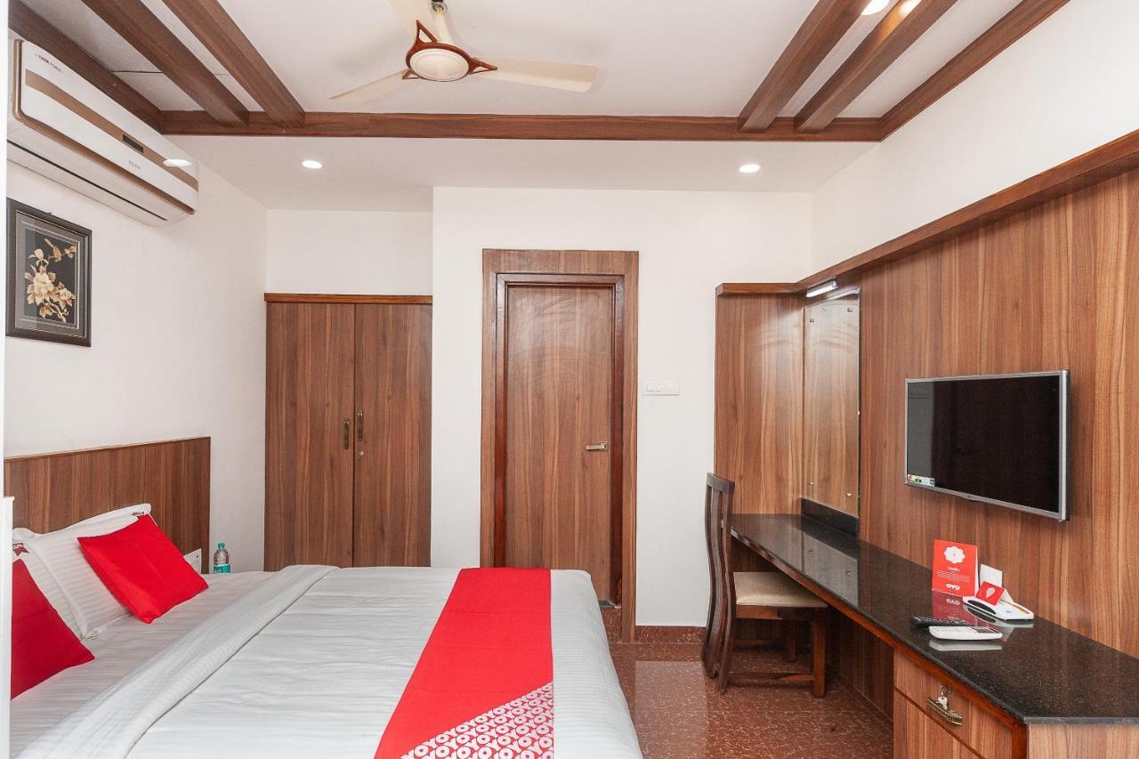 Oyo 29859 Rds Guest House Ambur Exterior foto