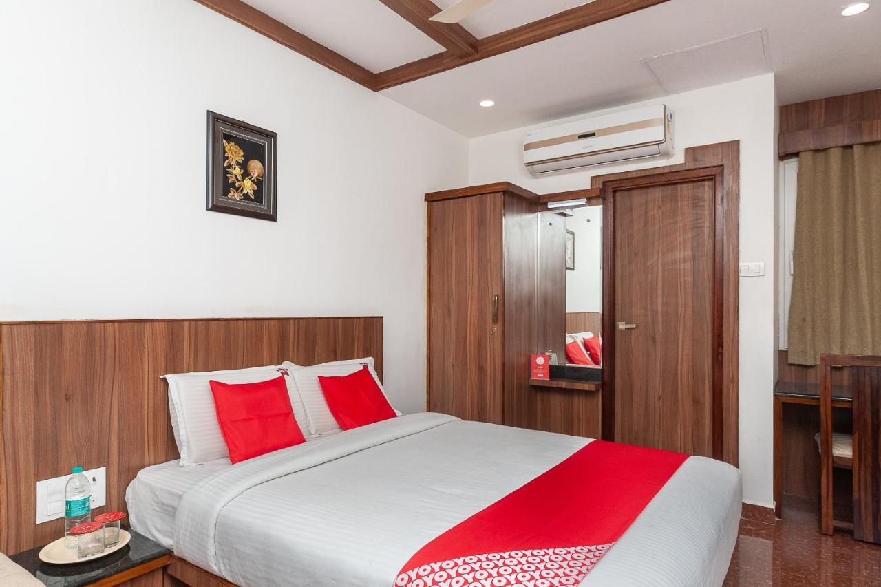 Oyo 29859 Rds Guest House Ambur Exterior foto